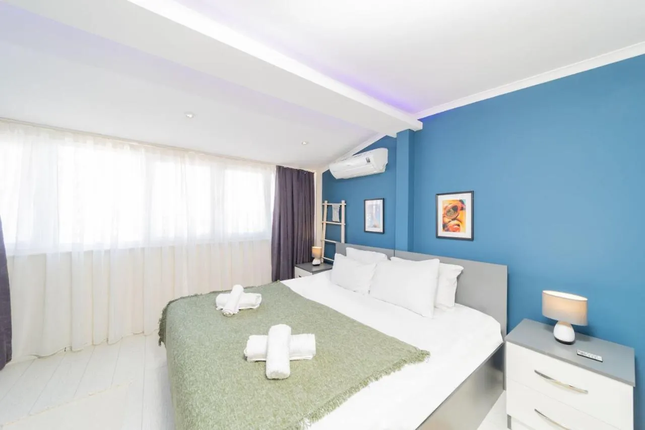 Apartmán Superb Flat Near Hadrian'S Gate Antalya