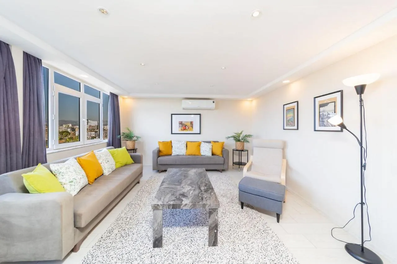 안탈리아 Superb Flat Near Hadrian'S Gate 아파트