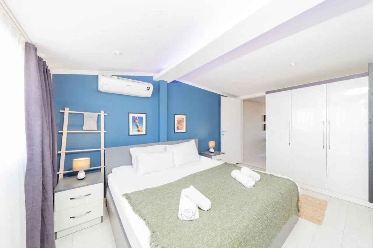 안탈리아 Superb Flat Near Hadrian'S Gate 아파트 0*,  터키